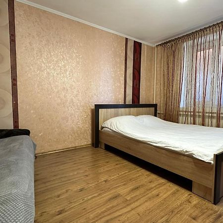 Апартаменти Кравчука, 34А, Порт Сіті Loetsk Buitenkant foto